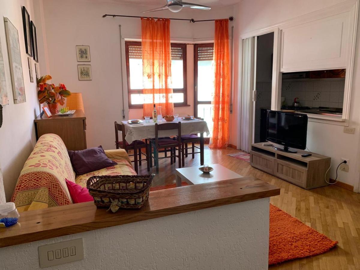 Casa Daniele Apartment ลิโด ดิ ออสเตีย ภายนอก รูปภาพ