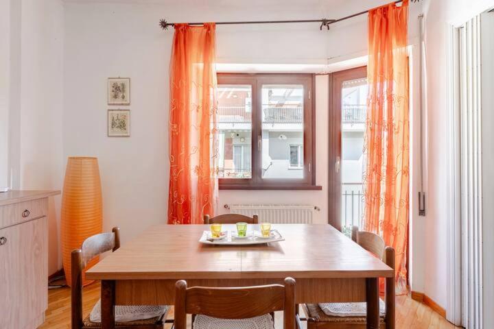 Casa Daniele Apartment ลิโด ดิ ออสเตีย ภายนอก รูปภาพ